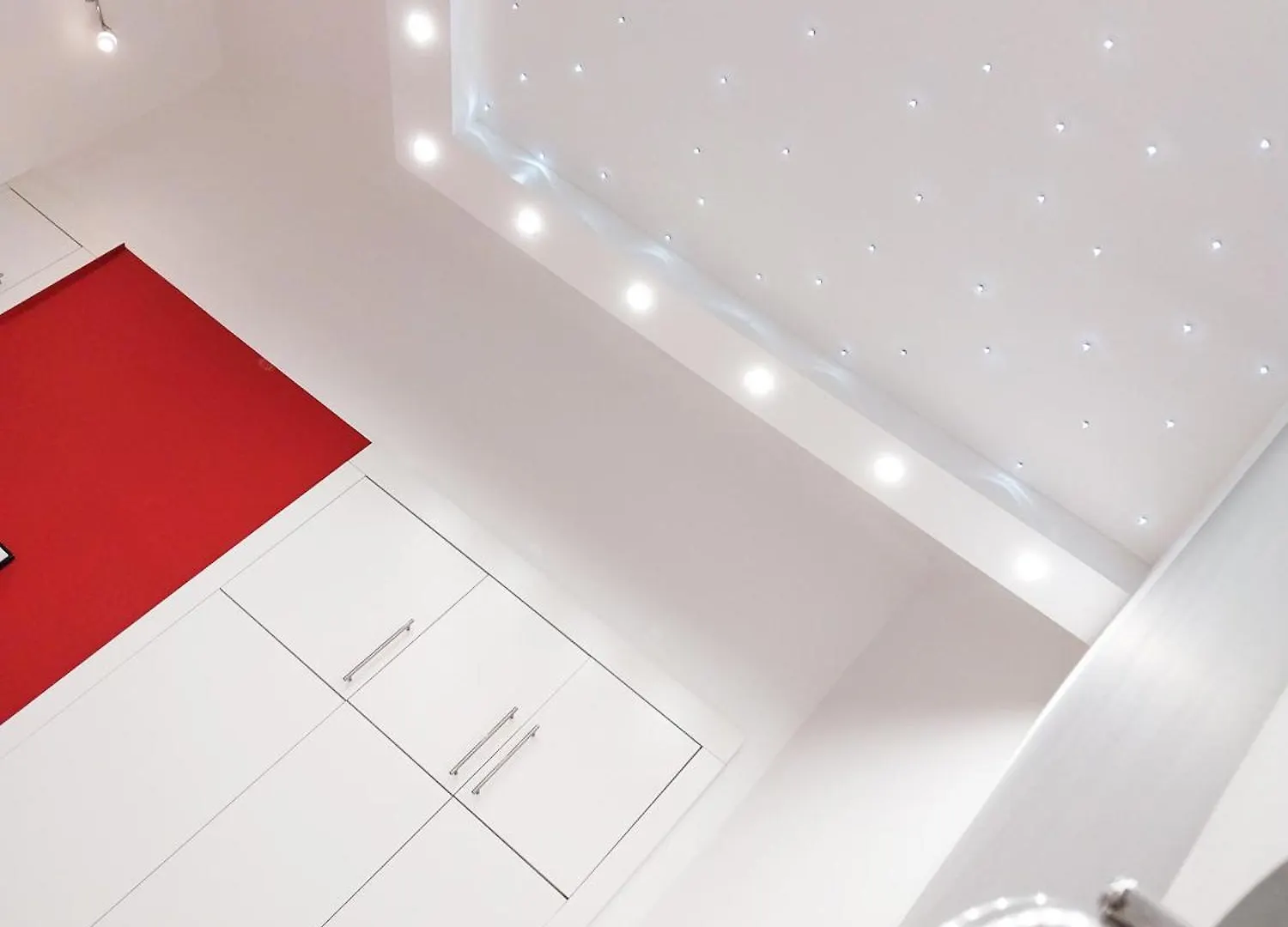 Apartment King Bed & Cozy Lighting, Free Wifi In Budapest
