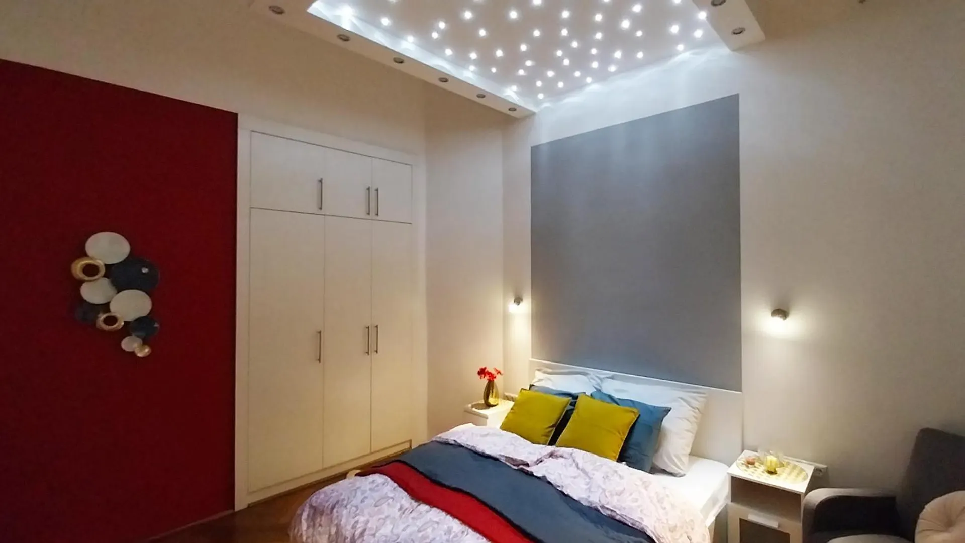 King Bed & Cozy Lighting, Free Wifi In Budapest 0*,  Hungary